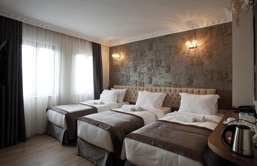 Pera Line Hotel 2*